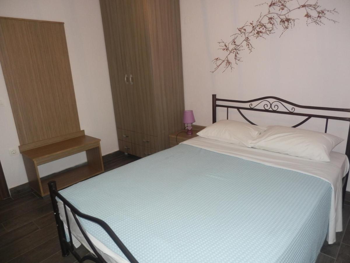 Zephyros Family Apartments 2 أورموس باناجياس المظهر الخارجي الصورة