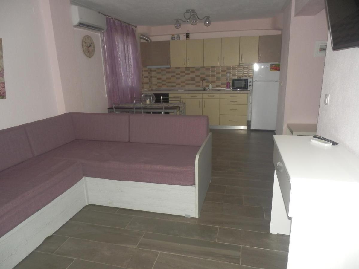 Zephyros Family Apartments 2 أورموس باناجياس المظهر الخارجي الصورة