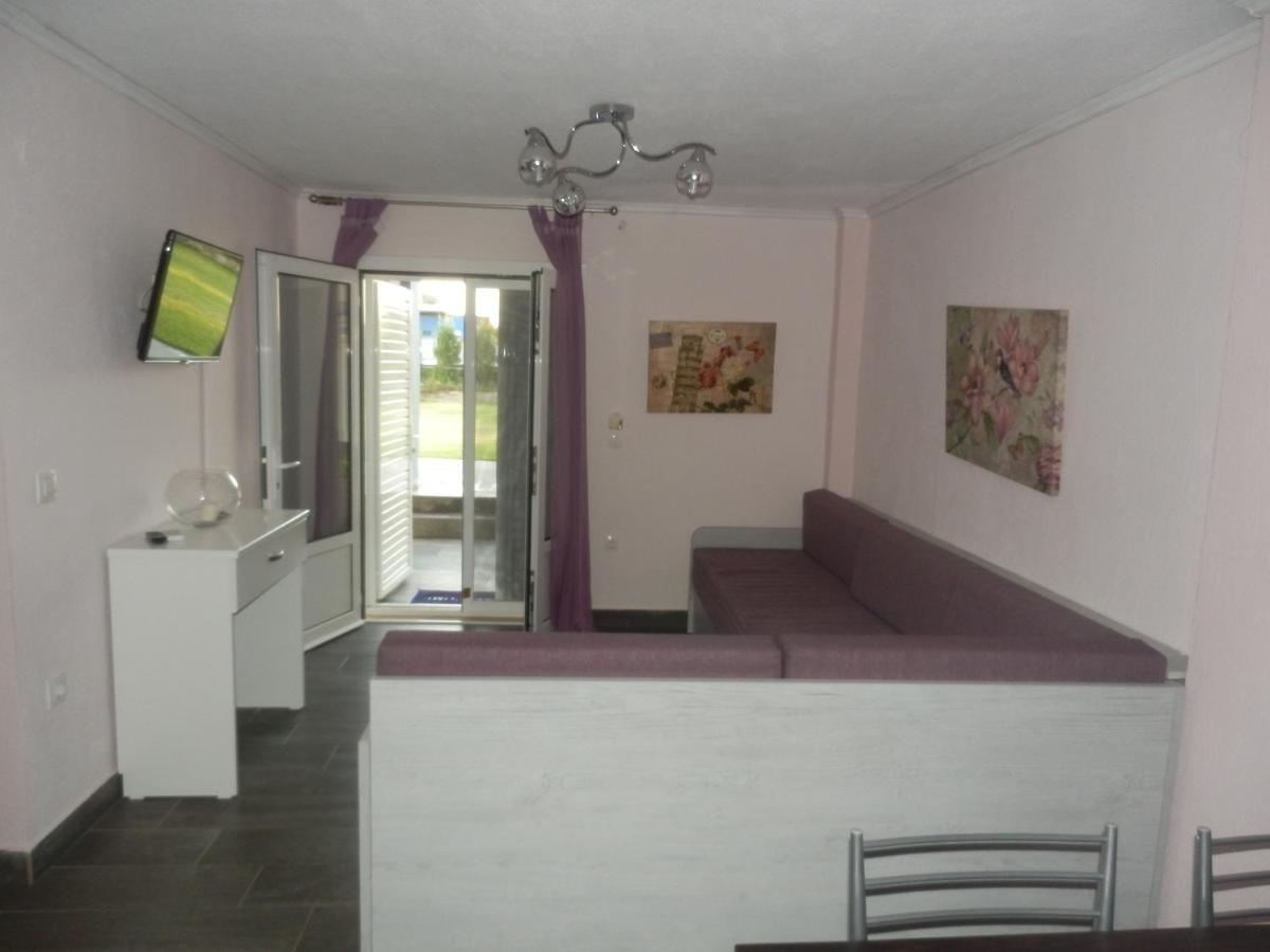 Zephyros Family Apartments 2 أورموس باناجياس المظهر الخارجي الصورة