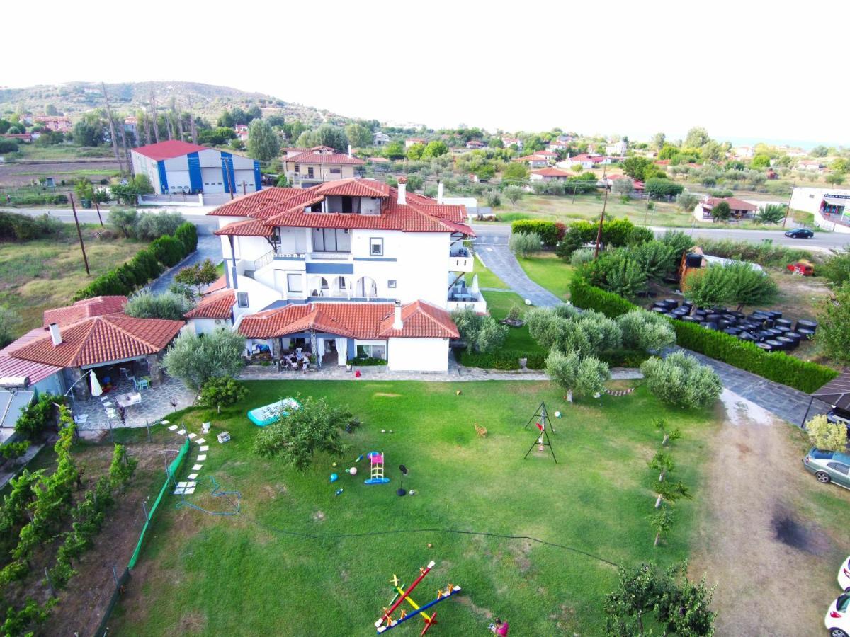 Zephyros Family Apartments 2 أورموس باناجياس المظهر الخارجي الصورة